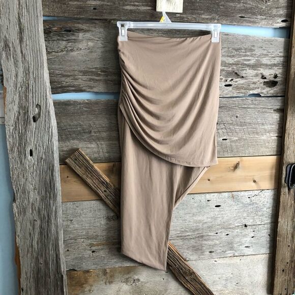 Streetwear Society Size Med Taupe Asymmetrical Skirt - Picture 1 of 5